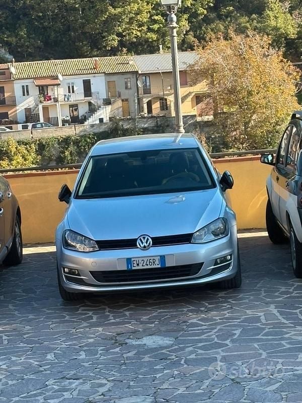 Usata VW Golf VII 110 CV (80 kW) 2014 Grigio Utilitaria