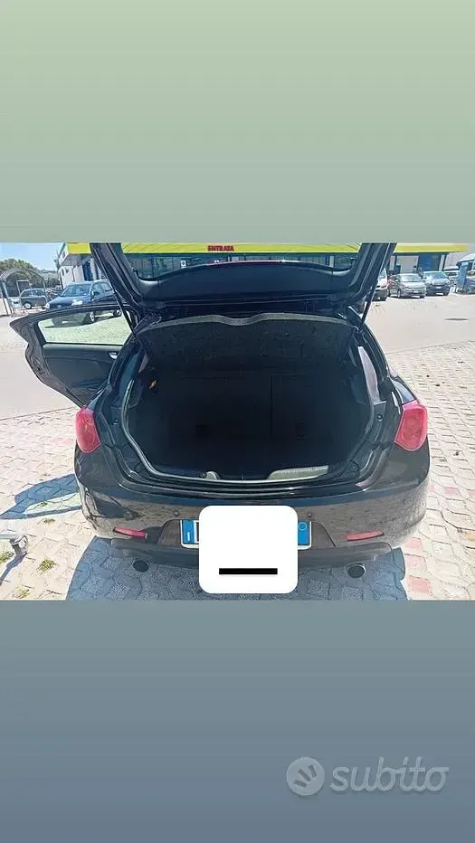 Usata Alfa Romeo Giulietta 150 CV (110 kW) 2012 Nero Utilitaria