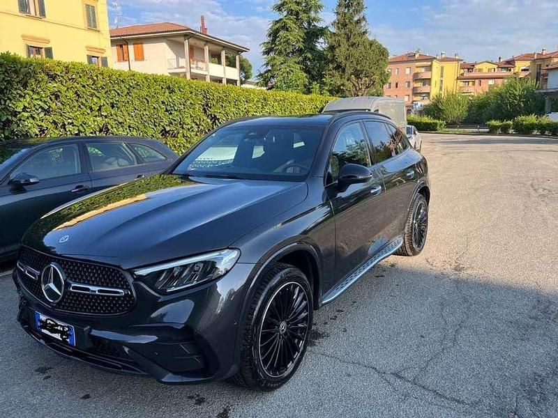 Usata Mercedes GLC300e AMG Line Premium 197 CV (144 kW) 2025 Grigio SUV