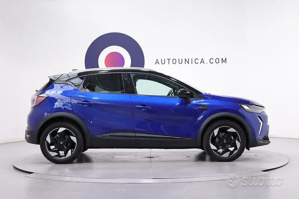 Usata Renault Captur Techno 101 CV (74 kW) 2025 Blu SUV