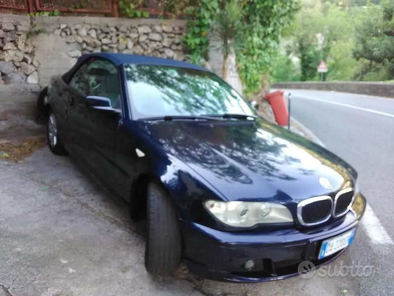 Usata BMW 320 Cabriolet 150 CV (110 kW) 2006 Blu Cabrio