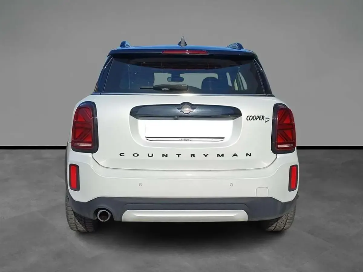 Usata Mini Cooper D Countryman 150 CV (110 kW) 2021 White silver metallizzato SUV