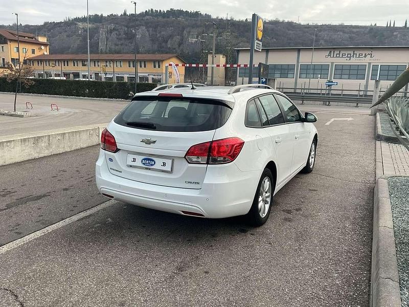 Usata Chevrolet Cruze LT 131 CV (96 kW) 2013 Bianco Station wagon