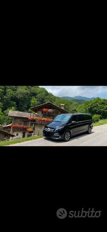 Nero Usata 2024 Mercedes V250 Monovolume | 49.000 € (Buon prezzo) - Immagine 1/4