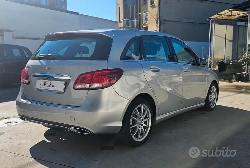 Usata Mercedes B180 116 CV (85 kW) 2016 Utilitaria