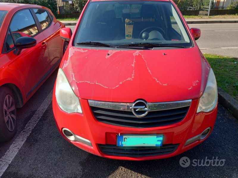 Usata Opel Agila 86 CV (63 kW) 2008 Rosso Utilitaria