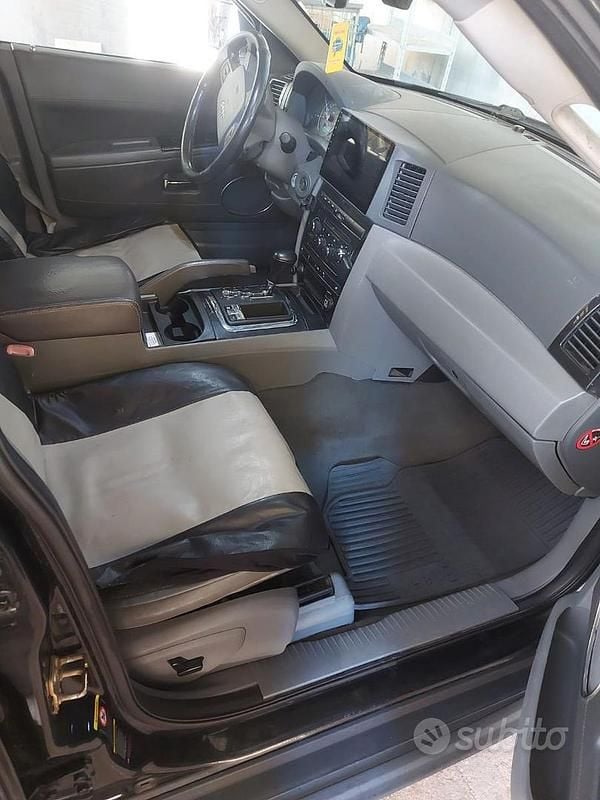 Usata Jeep Cherokee 2007 Nero SUV