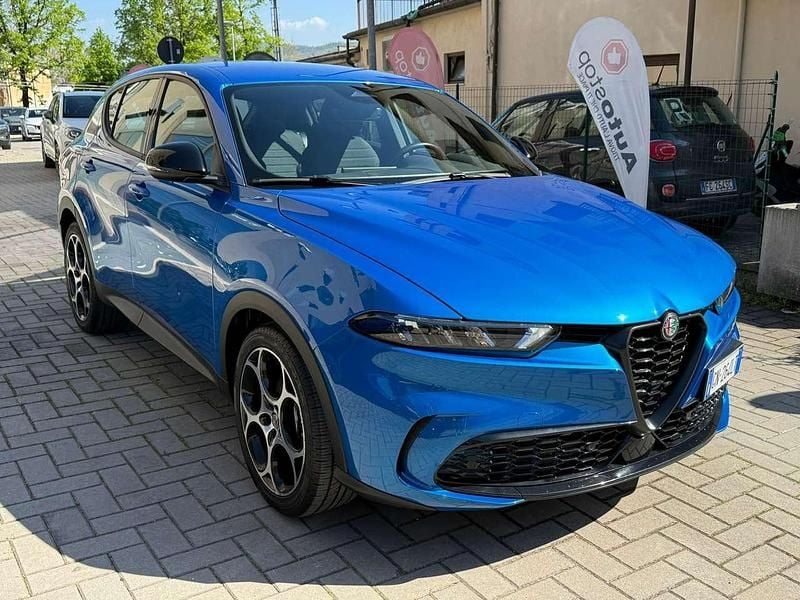 Usata Alfa Romeo Tonale Super 131 CV (96 kW) 2023 Blu/azzurro SUV