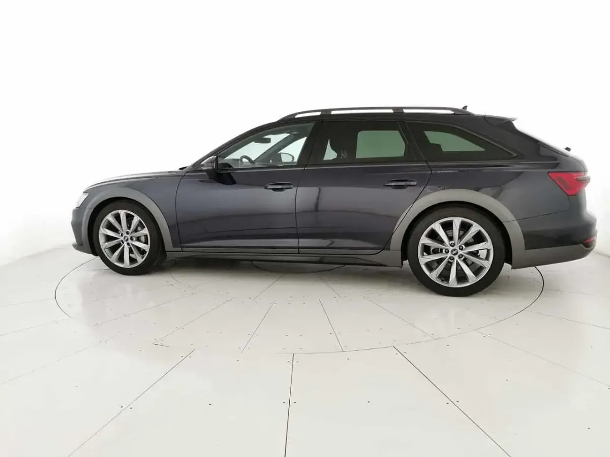 Usata Audi A6 Ambiente 204 CV (150 kW) 2025 Blu Station wagon