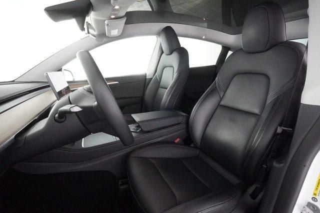 Usata Tesla Model Y Performance 392 kW (534 CV) 2023 Bianco SUV