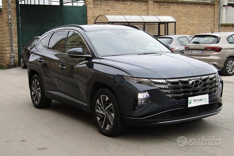 Usata Hyundai Tucson 116 CV (85 kW) 2021 Grigio SUV