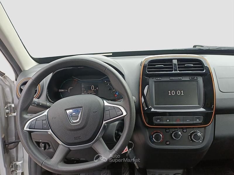 Usata Dacia Spring 17 kW (24 CV) 2021 Argento Utilitaria