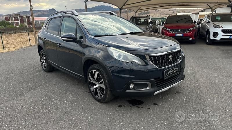 Nero Usata 2019 Peugeot 2008 Allure SUV | 9790 € (Super prezzo) - Immagine 1/4