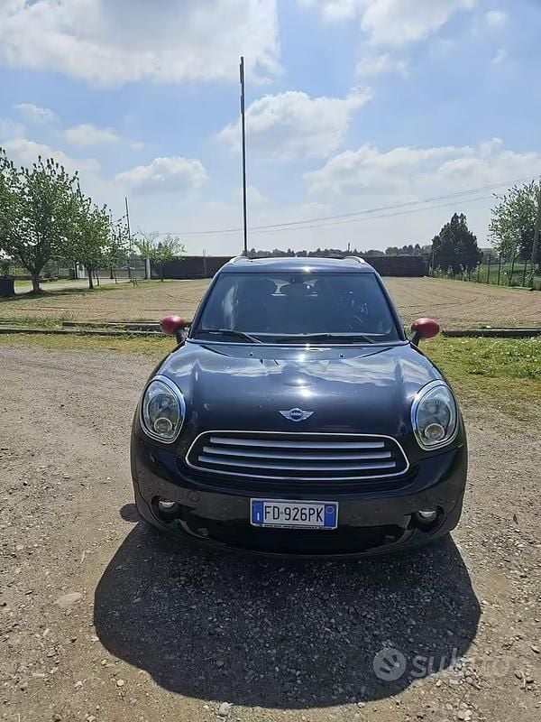 Usata Mini Cooper D 2016 Nero Utilitaria