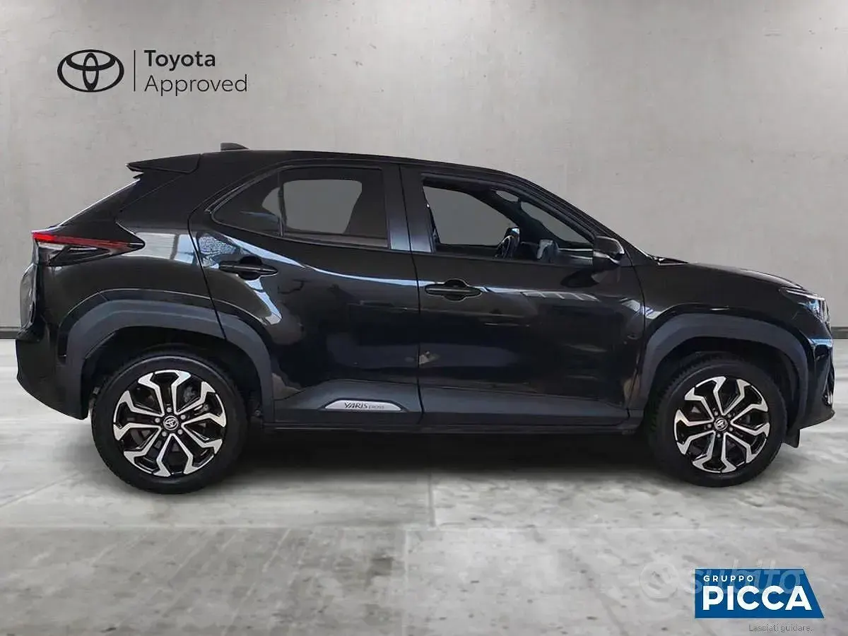 Usata Toyota Yaris Cross Trend 2022 Nero SUV