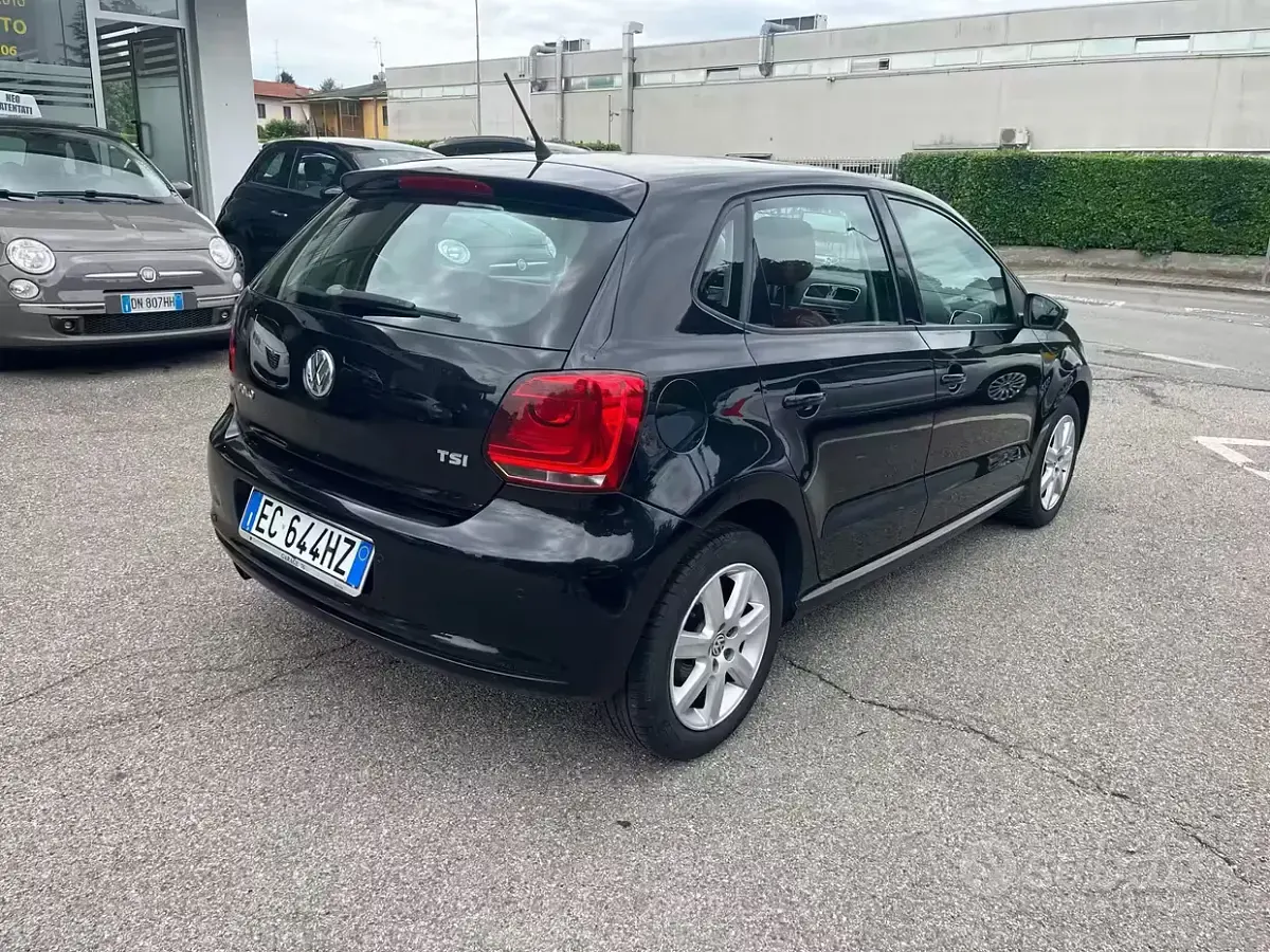 Usata VW Polo Highline 105 CV (77 kW) 2010 Nero Utilitaria