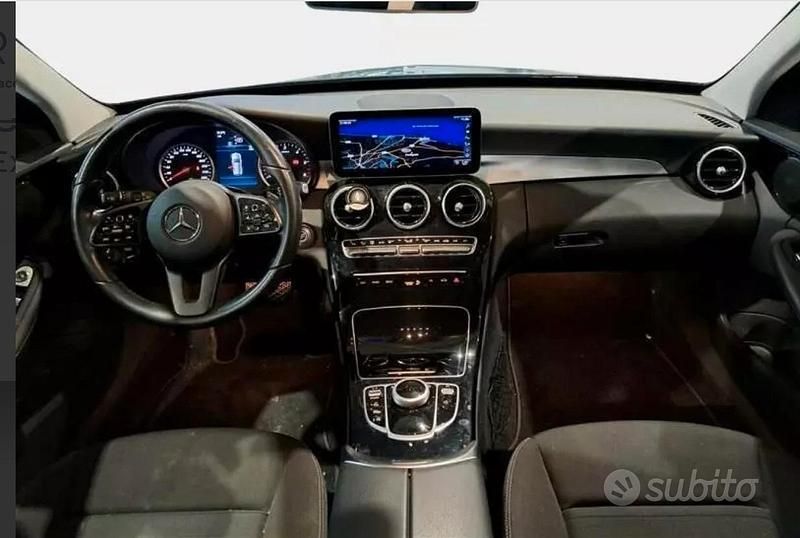 Usata Mercedes C180 Business 122 CV (89 kW) 2020 Station wagon