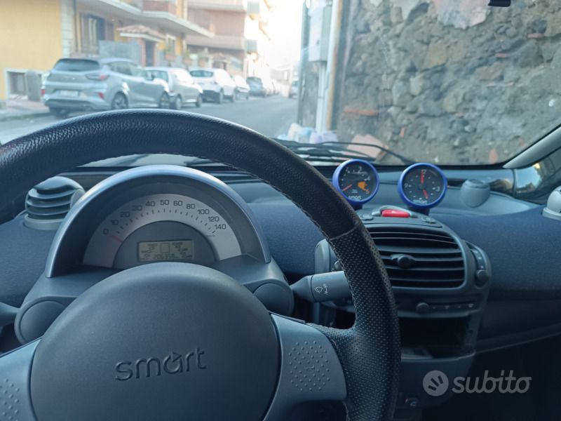 Usata Smart ForTwo Coupé 2001 Utilitaria