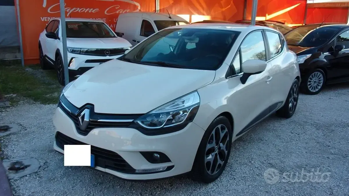 Second-hand Renault Clio IV Zen 75 CP (55 kW) 2017 Bej Berlinǎ