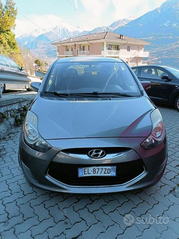 Usata Hyundai ix20 90 CV (66 kW) 2012 Grigio Utilitaria