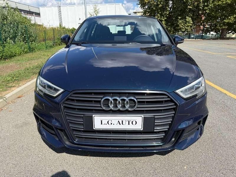 Usata Audi A3 S-Line 116 CV (85 kW) 2019 Blu/azzurro Berlina