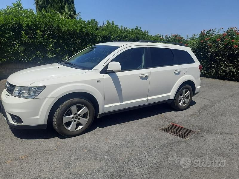 Usata Fiat Freemont 140 CV (102 kW) 2011 Bianco SUV