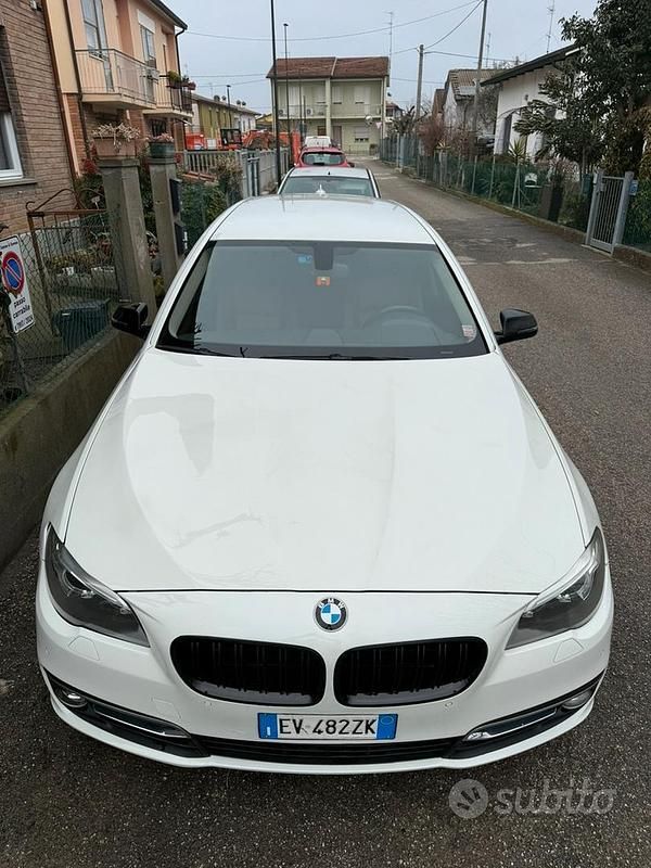 Usata BMW 520 Sport Line 184 CV (135 kW) 2014 Bianco Station wagon