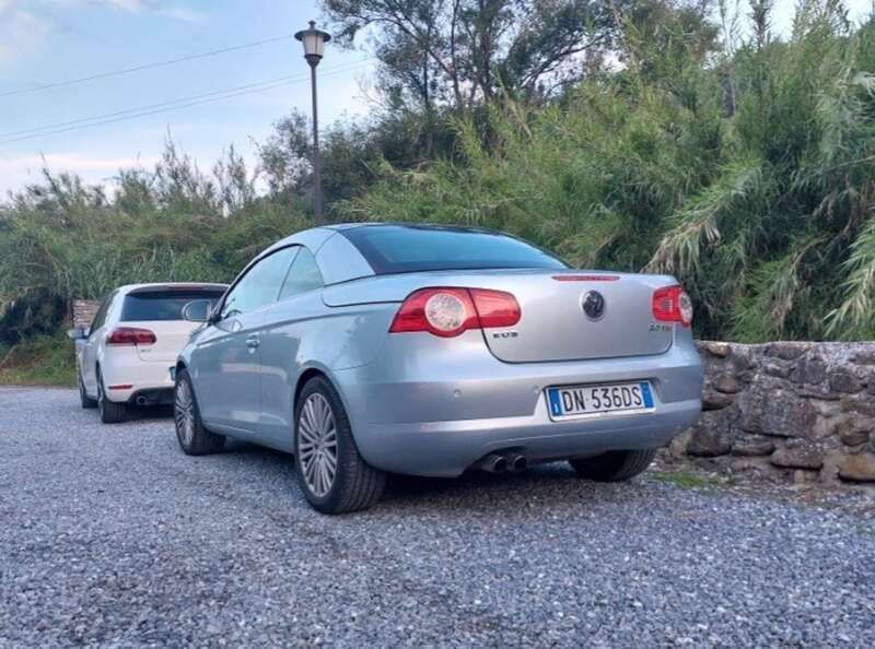 Usata VW Eos 200 CV (147 kW) 2008 Grigio Cabrio