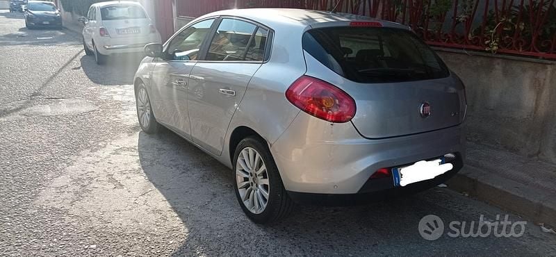 Usata Fiat Bravo 120 CV (88 kW) 2009 Grigio Utilitaria