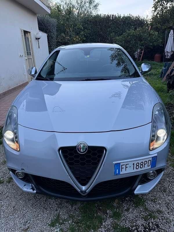 Usata Alfa Romeo Giulietta 120 CV (88 kW) 2016 Utilitaria