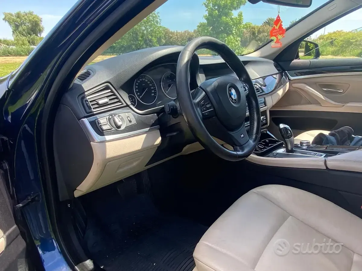 Usata BMW 520 2011 Blu Station wagon