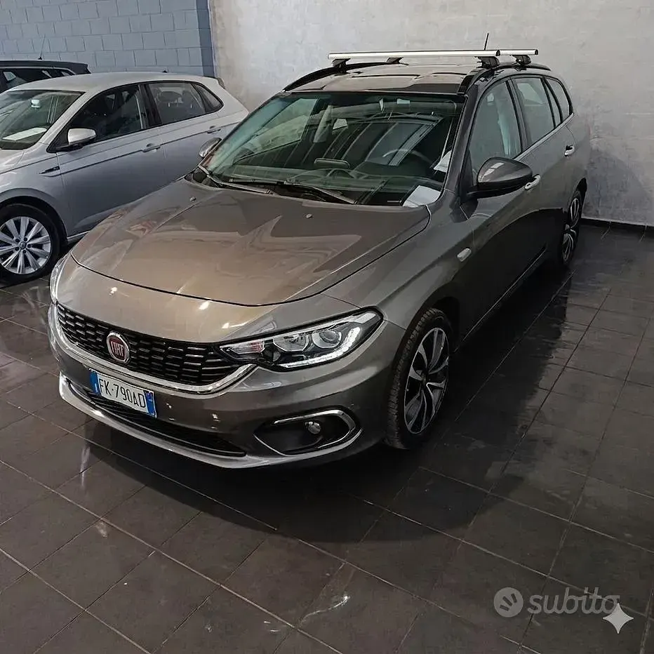 Usata Fiat Tipo Lounge 95 CV (69 kW) 2017 Grigio Station wagon