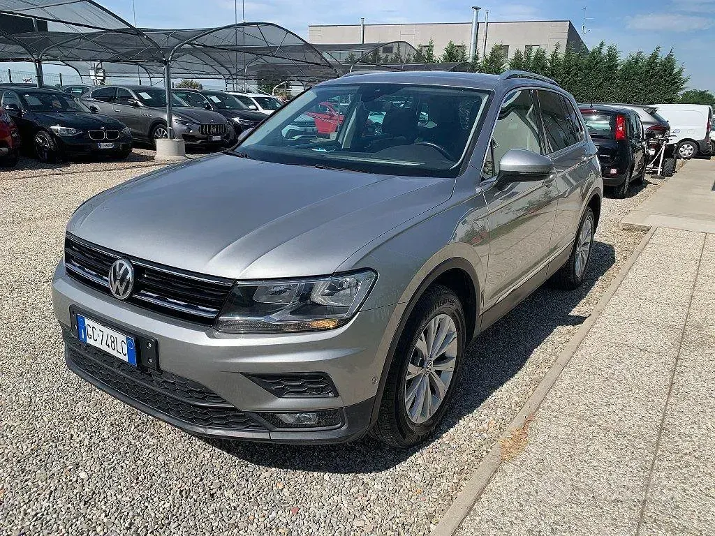 Usata VW Tiguan Advance 150 CV (110 kW) 2020 Grigio SUV