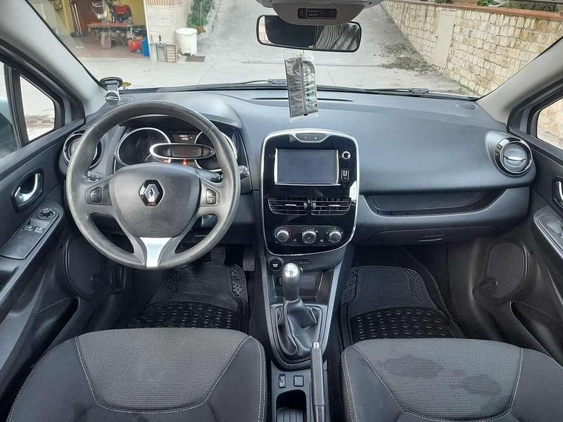 Usata Renault Clio IV 90 CV (66 kW) 2015 Berlina