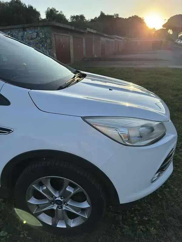 Usata Ford Kuga Titanium 140 CV (102 kW) 2014 SUV