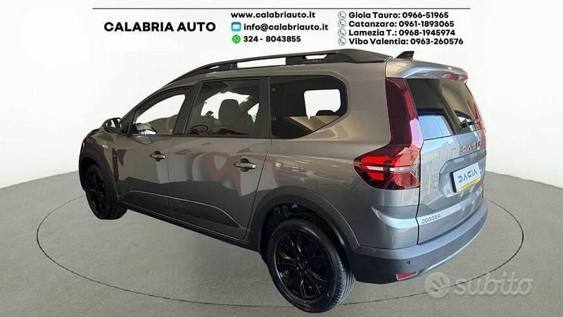 Nuova Dacia Jogger Extreme 100 CV (73 kW) 2025 Grigio scuro Monovolume