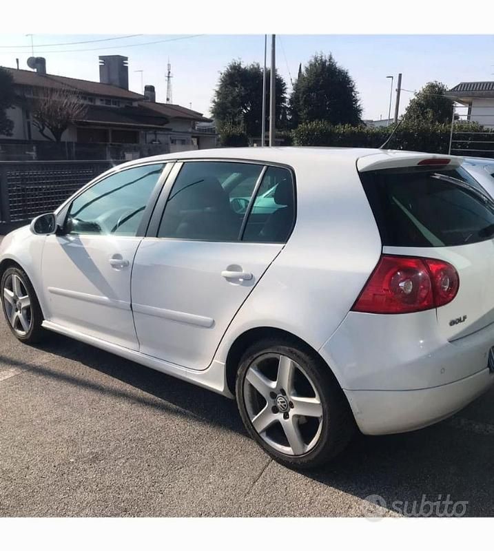 Usata VW Golf VI 2008 Bianco Utilitaria