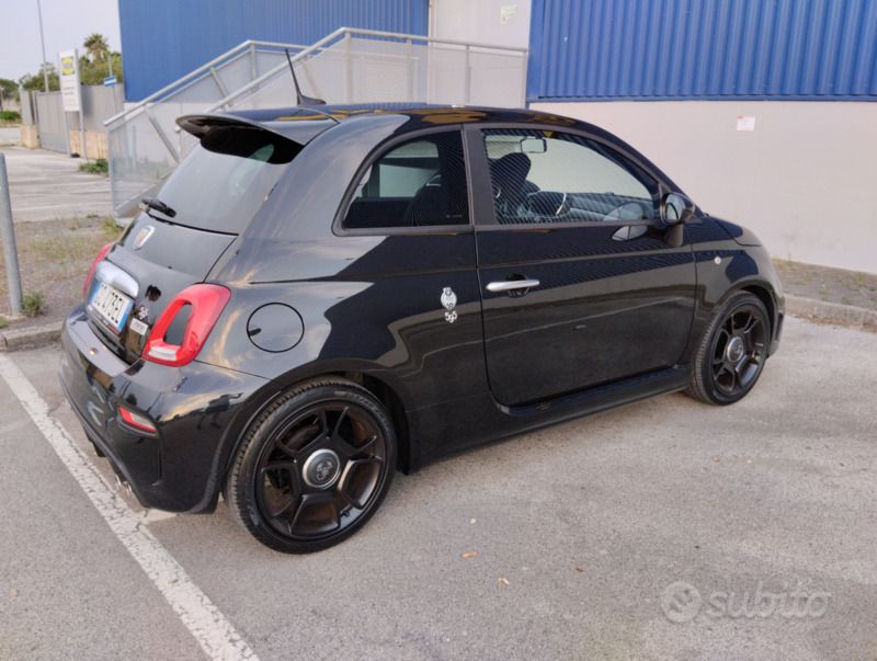 Nero Usata 2020 Abarth 595 Pista Due volumi | 20.000 € (Buon prezzo) - Immagine 1/2
