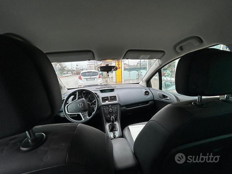 Usata Opel Meriva Club 75 CV (55 kW) 2010 Bianco Monovolume