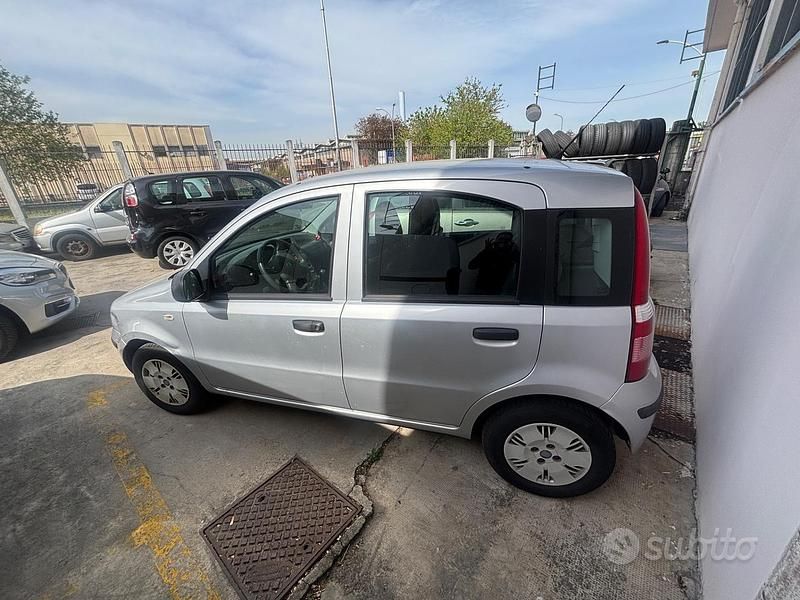 Usata Fiat Panda Dynamic 60 CV (44 kW) 2011 Grigio Utilitaria
