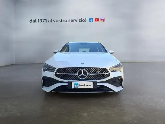 Usata Mercedes CLA200 AMG Line Premium 149 CV (109 kW) 2025 Bianco Station wagon