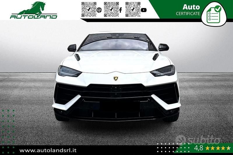 Usata Lamborghini Urus 666 CV (489 kW) 2024 Bianco metallizzato SUV