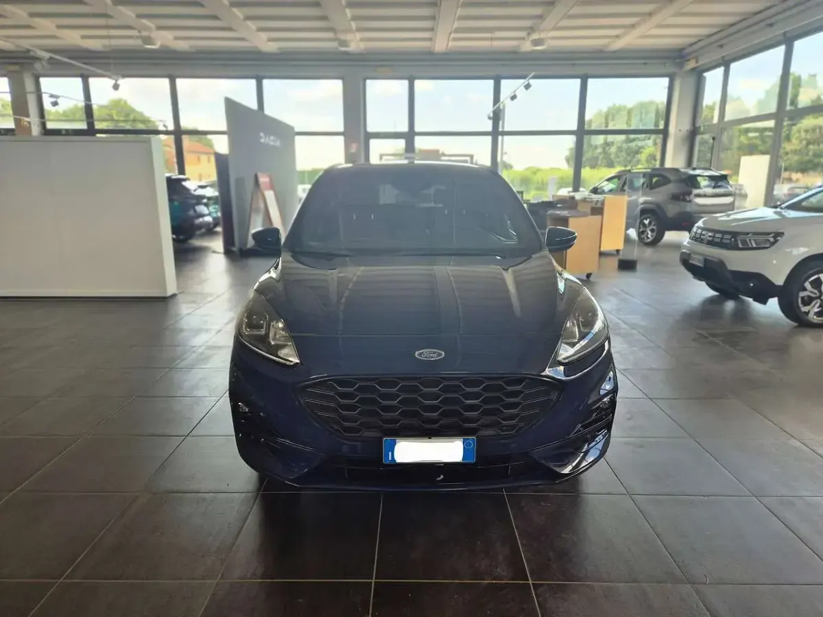 Usata Ford Kuga ST-Line 120 CV (88 kW) 2023 Blu/azzurro SUV