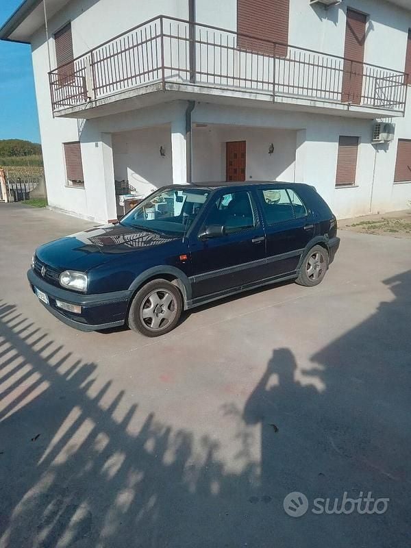 Blu Usata 1994 VW Golf III GTI Tre volumi | 4000 € - Immagine 1/4