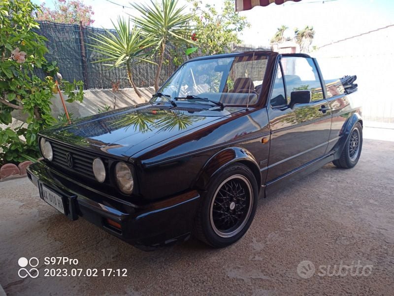 Usata VW Golf Cabriolet Sportline 98 CV (72 kW) 1993 Nero Cabrio