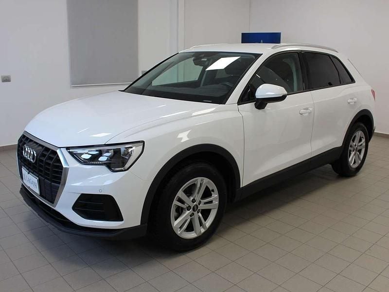 Usata Audi Q3 Sportback Business 150 CV (110 kW) 2022 Bianco SUV