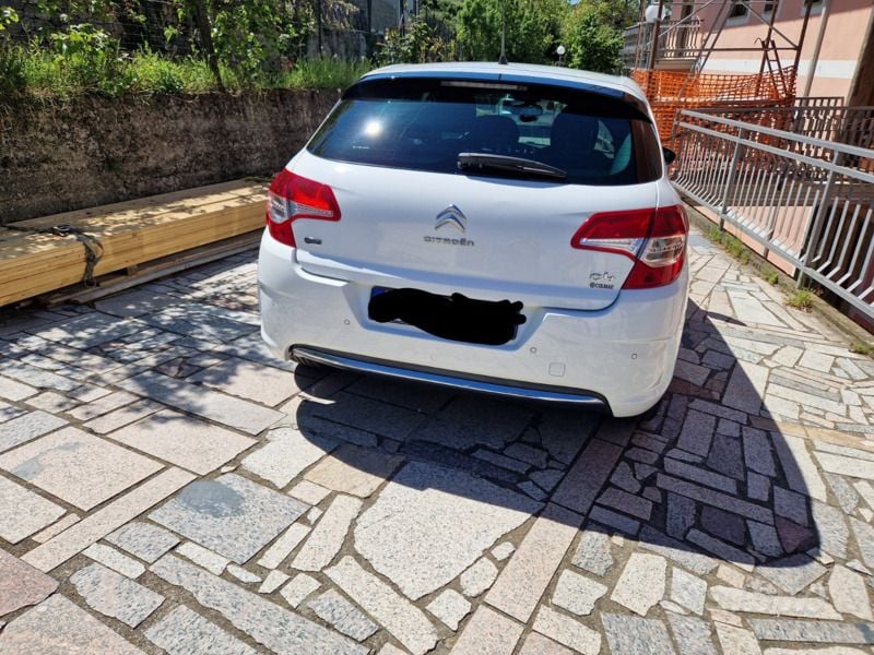 Usata Citroën C4 110 CV (80 kW) 2013 Bianco Berlina