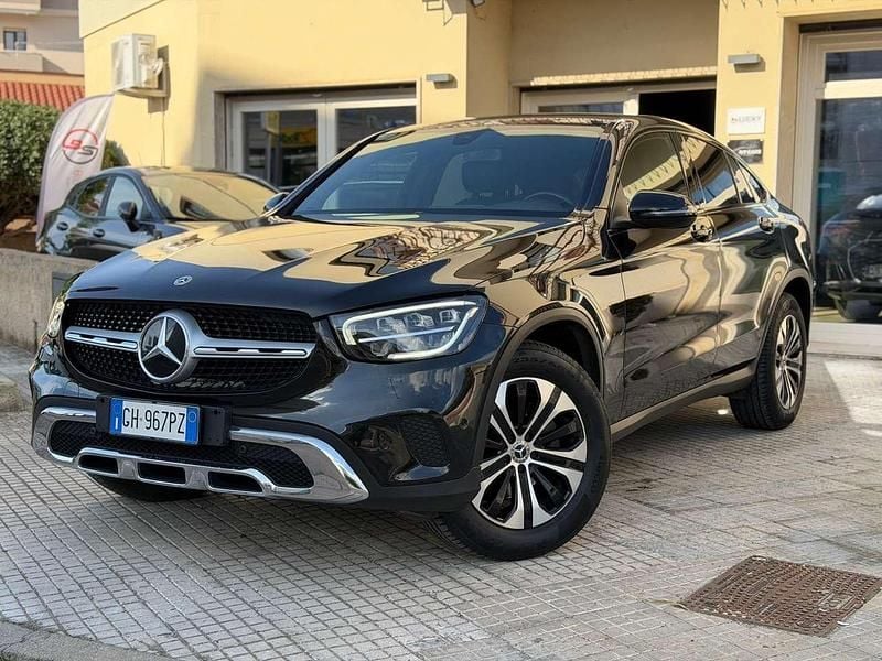 Nero Usata 2022 Mercedes GLC220 Coupé | 38.900 € (Ottimo prezzo) - Immagine 1/4