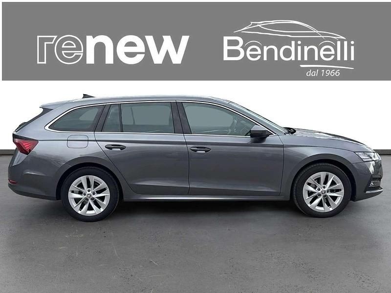 Usata Skoda Octavia Executive 150 CV (110 kW) 2024 Grigio Station wagon