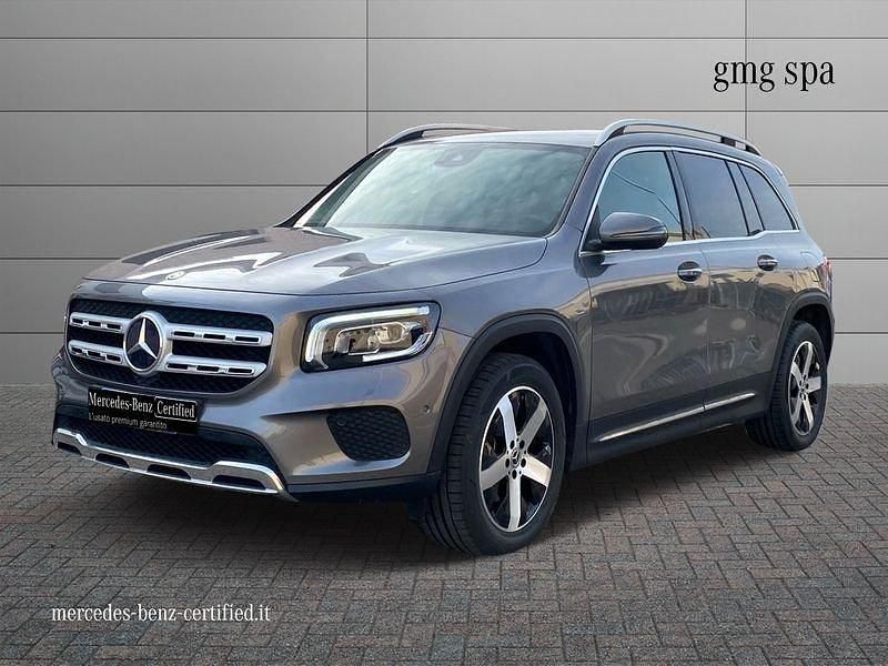 Usata Mercedes GLB200 163 CV (119 kW) 2021 Grigio SUV